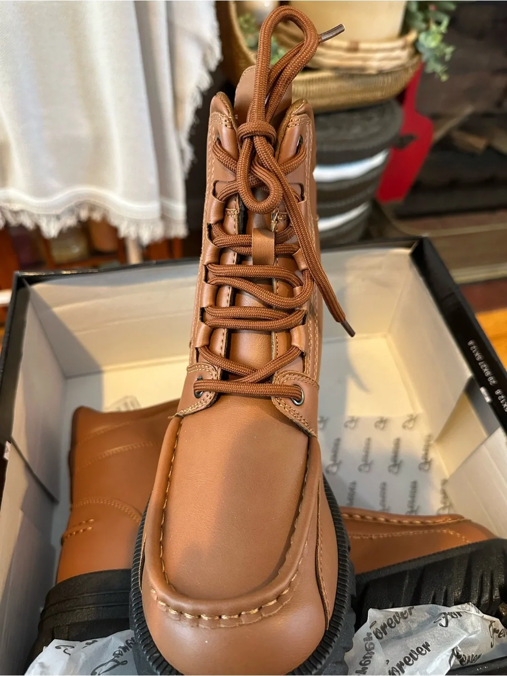 Women’s Chunky Lug Sole Lace-Up Boots - Tan 9